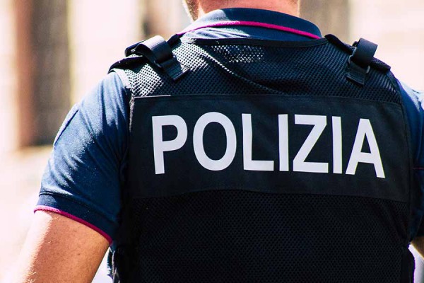 San Giuseppe: biker sorpreso con la droga. Arrestato dalla Polizia di Stato