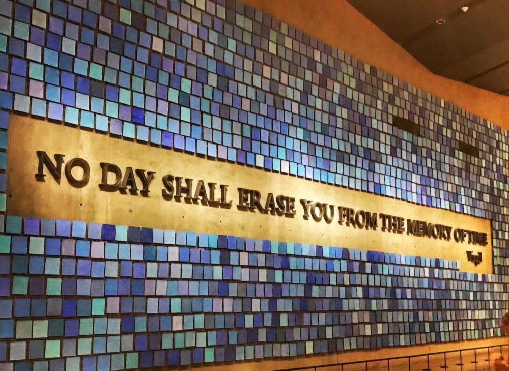 AMERICAN TRAVELS - MEMORIAL and MUSEUM 11 SEPTEMBER 2001