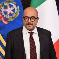 A Palma l'ufficializzazione della candidatura di Sangiuliano alle Regionali, con la benedizione del ministro Lollobrigida e del candidato presidente Cirielli