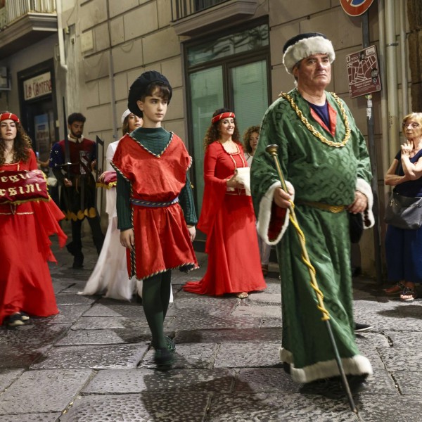 Nola, torna il Corteo storico degli Orsini