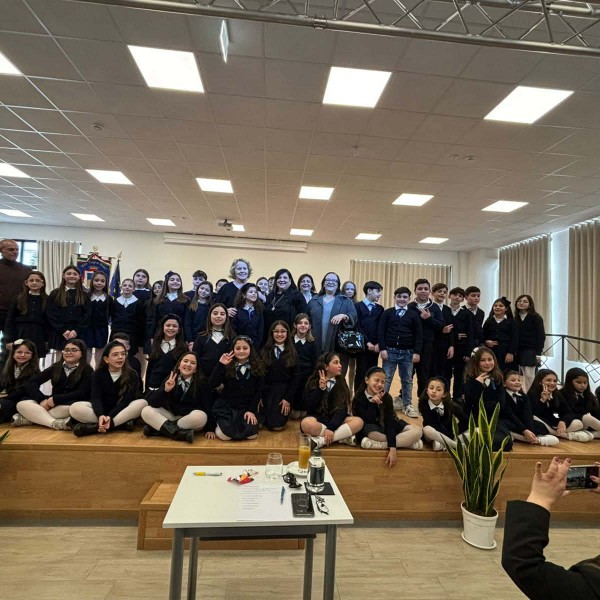 Il Canto che Unisce: Trionfo e "Crescita" per l’IC 3 Ceschelli al Festival dei Cori del Vesuvio