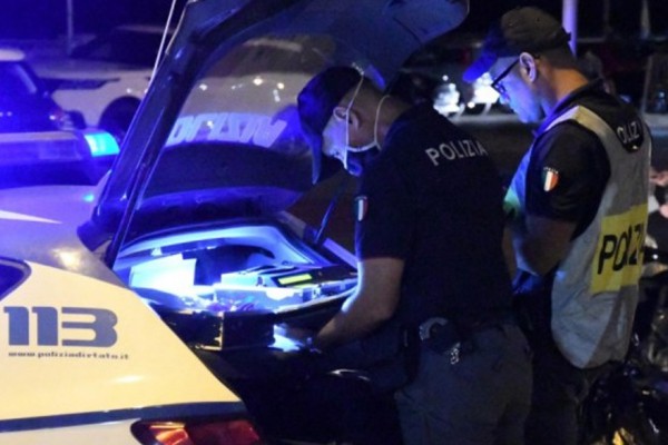 Movida a Ischia: controlli, denunce e sanzioni da parte della Polizia