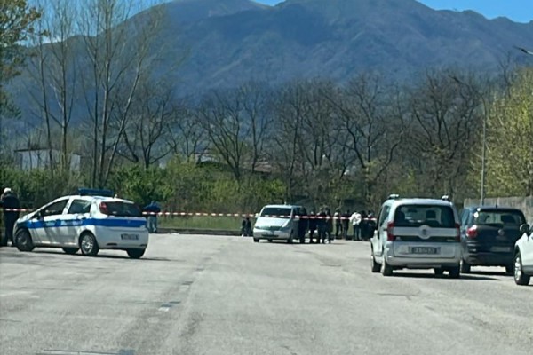 San Gennaro Vesuviano: il corpo di un uomo senza vita trovato nei pressi dello stadio "Pignatelli"