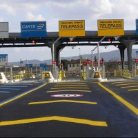 Truffa ai caselli autostradali: due extracomunitari finiscono in carcere