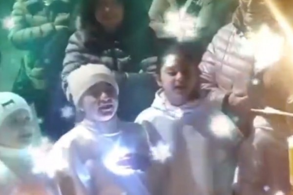 L'Istituto Comprensivo "Ceschelli" illumina d'amore il Rione Nappi