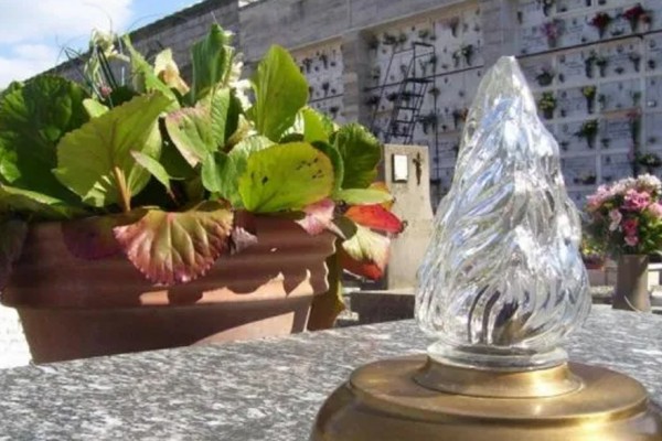 CANONE DELLE UTENZE CIMITERIALI: DAL 15 LUGLIO SCATTA IL DISTACCO MASSIVO PER I ‘MOROSI’ DI PALMA CAMPANIA