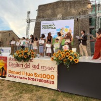 Premio Cimitile 2026, una serata contro il bullismo tra musica, memoria e parole