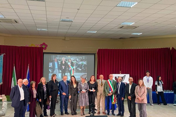 XVI PREMIO LETTERARIO CASTRUM CISTERNAE - FESTIVAL DELLA POESIA: Castello di Cisterna si veste di poesia: tre giorni intensi nel segno di Pirandello