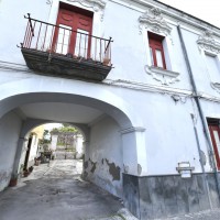 Il cinema stregato da Palazzo Rastelli: nuove riprese in vista dopo Gomorra