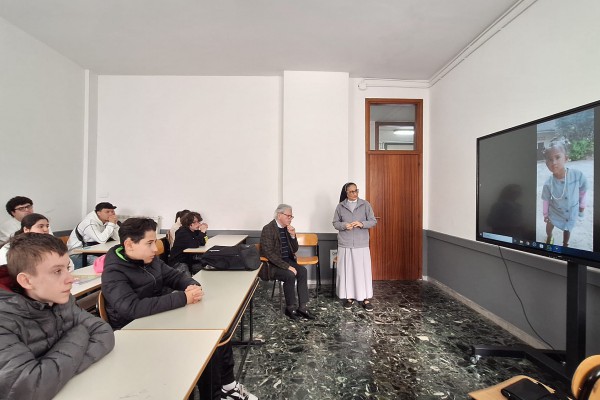 Il progetto Solidarietà cattura l'attenzione degli studenti dell'Istituto "Galilei" di Nola