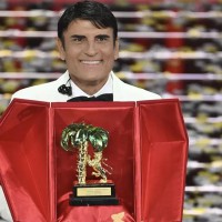 Trionfa Napoli a Sanremo: Sal Da Vinci condottiero di un'ammaliante Partenope