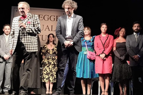 Nola, al via la IV edizione della rassegna “Teatro in mostra al teatro”: omaggio finale a Caruso, con la partecipazione straordinaria del maestro Gigi Savoia