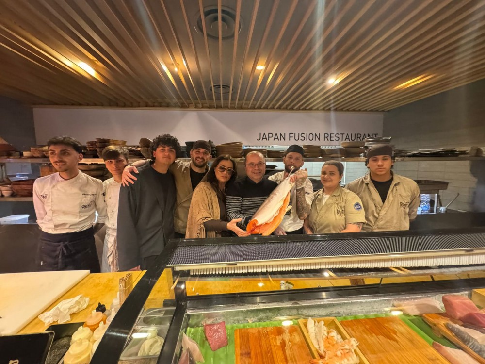 I dieci anni del Roji, il Japan Fusion Restaurant di Nola che regala un'estasi di sapori e convivialità