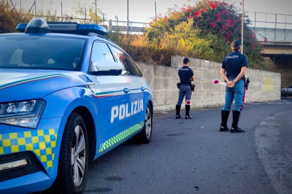 ESTATE IN SICUREZZA: LA POLIZIA DI STATO AL FIANCO DEI CITTADINI IN VIAGGIO