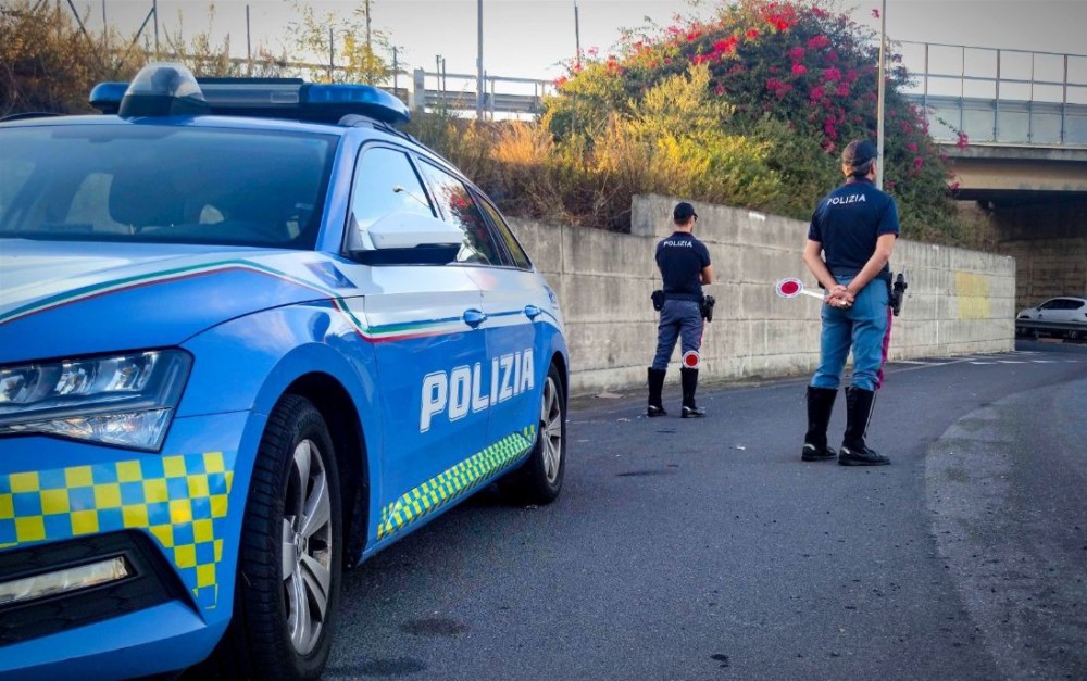 ESTATE IN SICUREZZA: LA POLIZIA DI STATO AL FIANCO DEI CITTADINI IN VIAGGIO