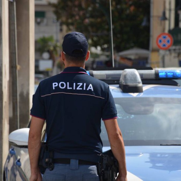 Polizia di Stato: controlli serrati sul territorio di Ottaviano, scattano decine di provvedimenti