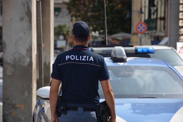 Polizia di Stato: controlli serrati sul territorio di Ottaviano, scattano decine di provvedimenti