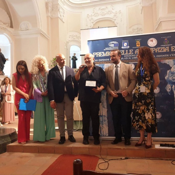 III Premio delle Arti Ipazia E.T.S.: a Visciano una notte di arte, cultura e napoletanità