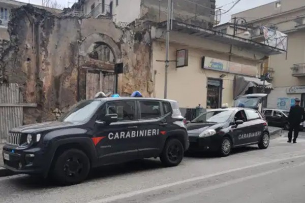 Palma Campania, Carabinieri elevano multe a negozianti e clienti sprovvisti di mascherina