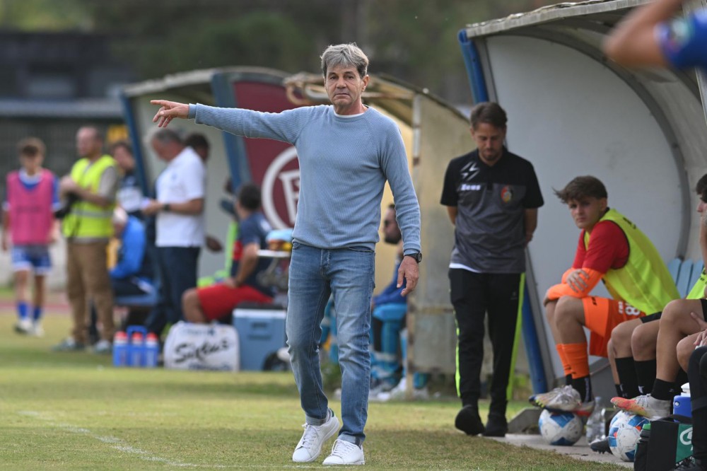 La lettera e il saluto di mister Nello Di Costanzo: «Un abbraccio a tutta Palma Campania sportiva»