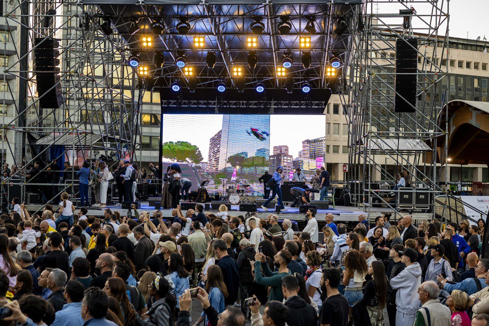 NAPOLI OVERDRIVE FESTIVAL - IL CENTRO DIREZIONALE SI ACCENDE PER TRE GIORNI NEL SEGNO DEI MOTORI, DELLO SPETTACOLO E DELL’INCLUSIONE