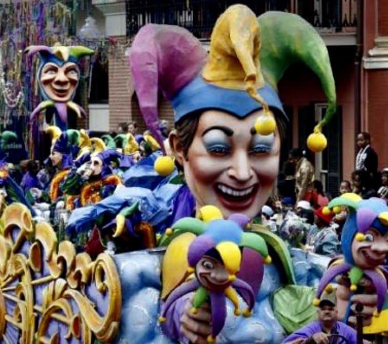 Carnevale in Campania 2022 Tradizioni e curiosità