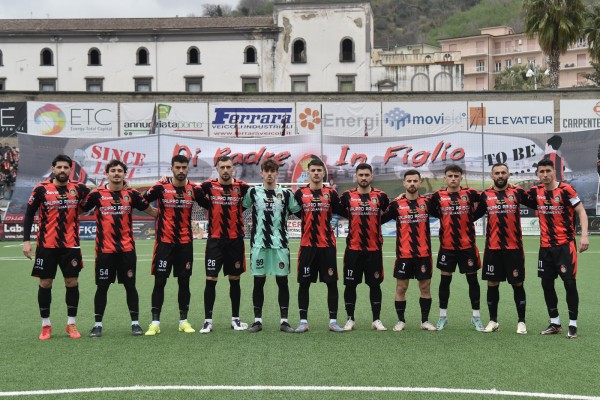 PALMESE DA CENTODIECI E LODE: L’URAGANO ROSSONERO AFFONDA IL BARLETTA, SALVEZZA ORMAI AD UN PASSO